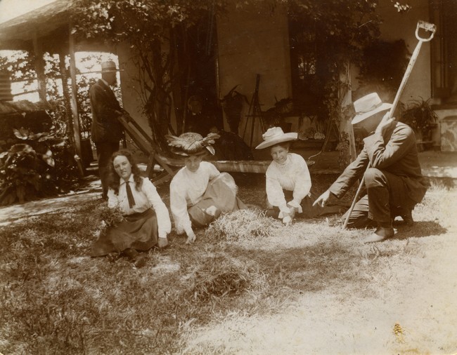 Alfred Manning, Gladys Tickell and three others in the garden at Davilak