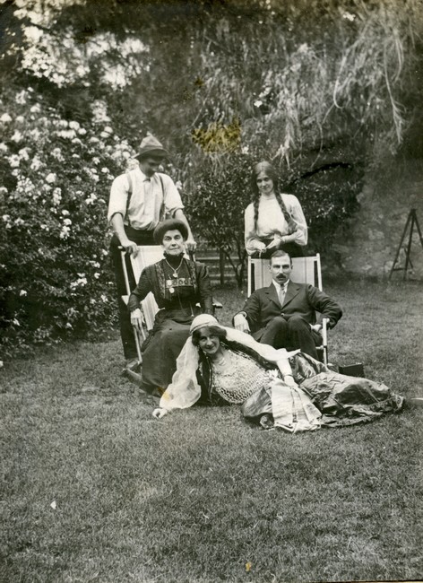 Victor Manning with Florence Manning seated in the garden