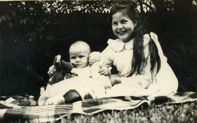 Nancy O'Connor with baby Frances O'Connor
