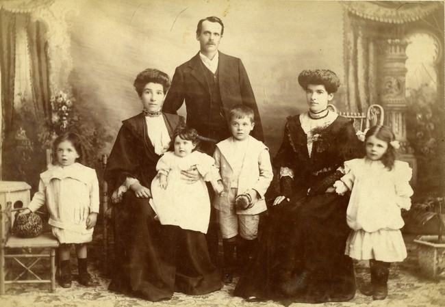 Frank and Harriot Powell and family 